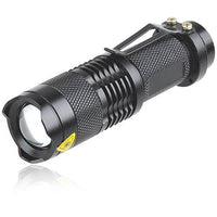 Mini Linterna Led con Zoom 240 Lumens – 5 Watt